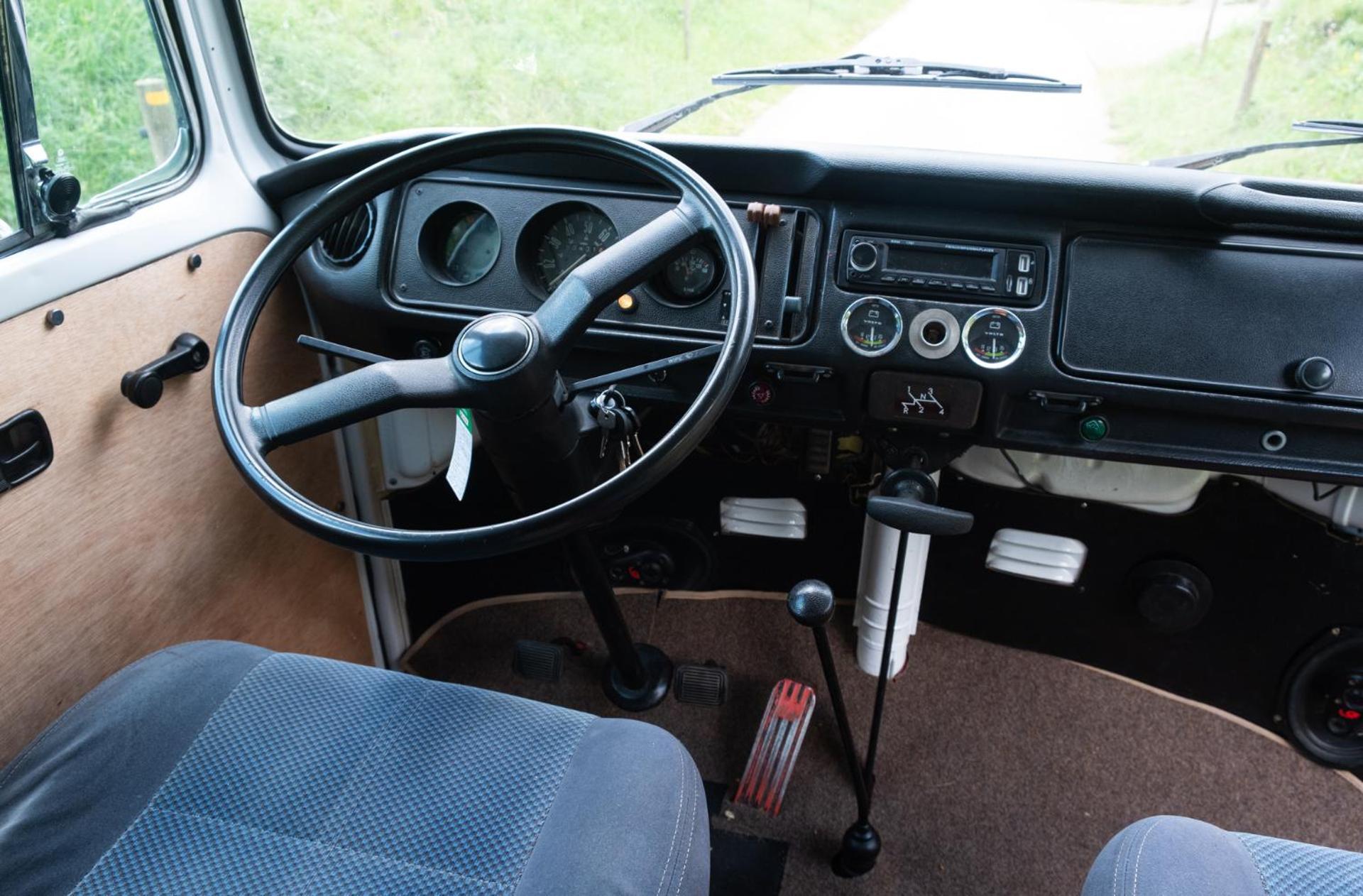 Retro Vw Kombi T2 Campervan L'Hospitalet de Llobregat Ngoại thất bức ảnh